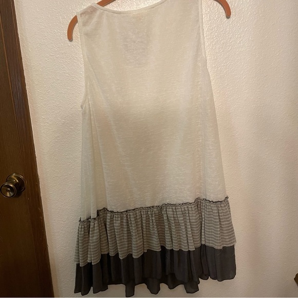 NWT Easel Tansy Tank layering tunic large sleeveless white with gray ruffles - Picture 7 of 8